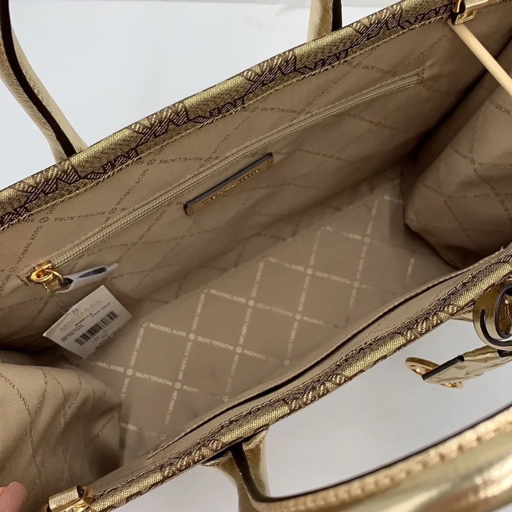 Michael Kors Medium Mirella EW Tote Bag Crossbody Shoulder Handbag PALE GOLD - Picture 13 of 16